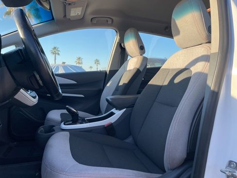 Used 2020 Chevrolet Bolt LT image 7