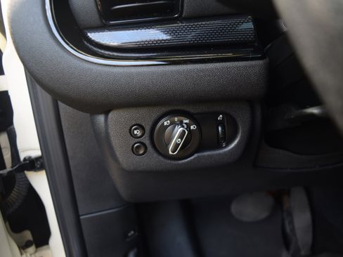 Used 2019 MINI Cooper Clubman S image 7