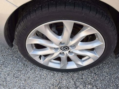 Used 2016 MAZDA MAZDA3 s Grand Touring image 25