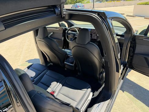 Used 2024 Tesla Model X AWD/4WD image 66