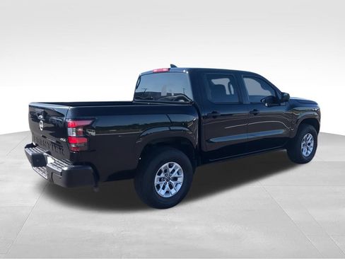 Used 2025 Nissan Frontier S AWD/4WD image 8