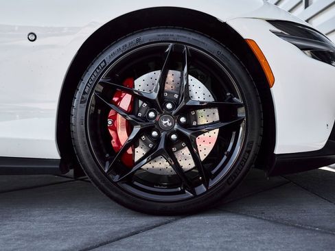 Used 2022 Ferrari Roma Base image 26