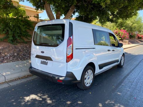 Used 2022 Ford Transit Connect XLT FWD image 11