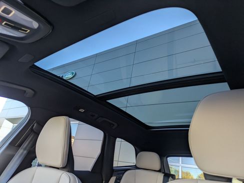 New 2026 Volvo XC60 B5 Plus w/ Protection Package Premier image 13