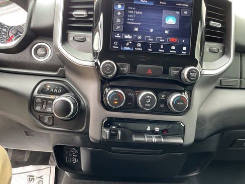 Used 2022 RAM 1500 Big Horn AWD/4WD image 6