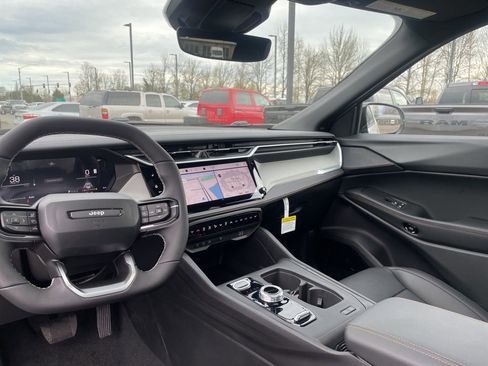 New 2026 Jeep Cherokee Limited image 13