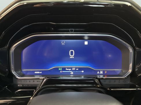 Used 2023 Chevrolet Silverado 1500 ZR2 image 29