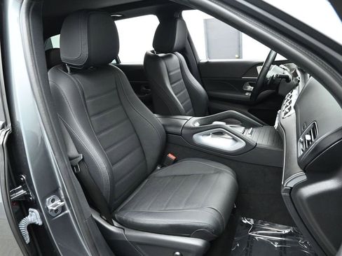 Used 2023 Mercedes-Benz GLE 450 4MATIC w/ AMG Line Exterior image 23