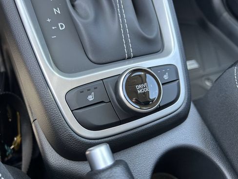 New 2026 Hyundai Venue SEL FWD image 26