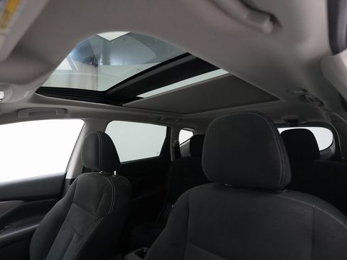 Used 2019 Nissan Murano SV w/ Premium Package image 31