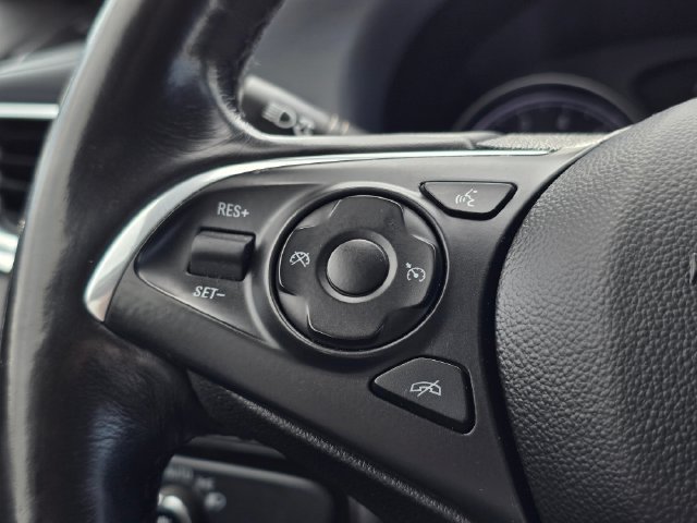 Used 2019 Buick Enclave Essence AWD/4WD image 34