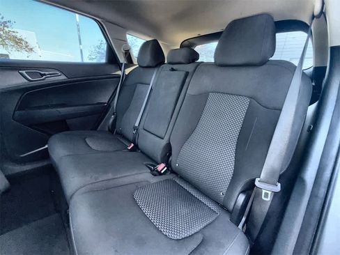 Used 2023 Kia Sportage LX image 13