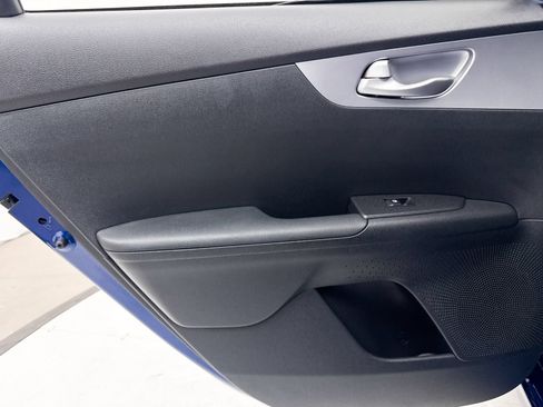 Used 2022 Kia Forte LXS w/ LXS Technology Package FWD image 26