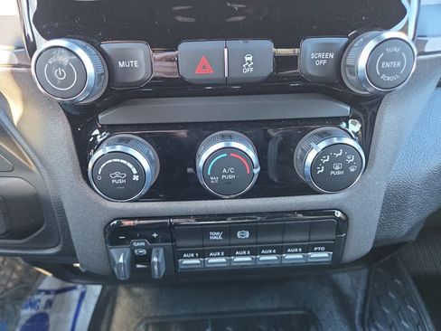 New 2026 RAM 5500 Tradesman w/ Chrome Appearance Group AWD/4WD image 14