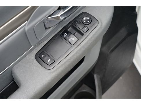 Used 2017 RAM 1500 Tradesman w/ Power & Remote Entry Group image 16