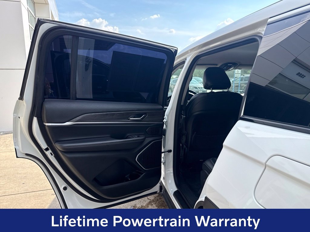 Used 2021 Jeep Grand Cherokee L Limited RWD image 27