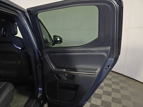 Used 2024 Rivian R1T Adventure AWD/4WD image 19