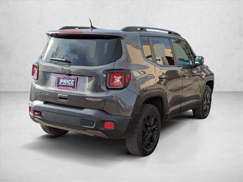 Used 2018 Jeep Renegade Trailhawk image 5