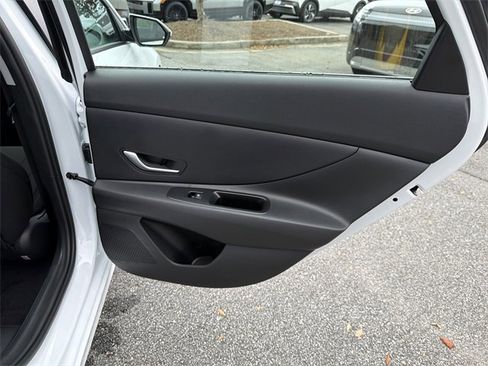 New 2026 Hyundai Elantra Blue image 16