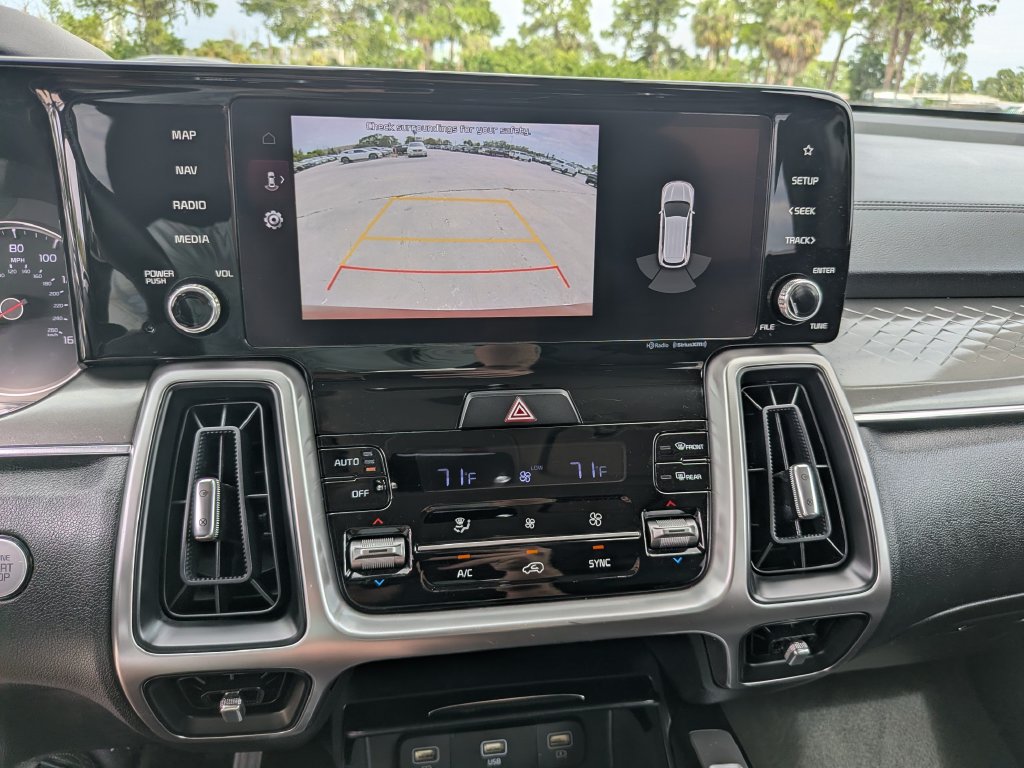 Used 2022 Kia Sorento S w/ Panoramic Sunroof Package FWD image 25