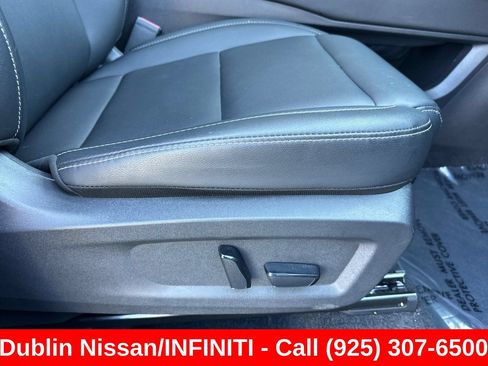 Used 2025 Nissan Murano SL w/ Cargo Package AWD/4WD image 23