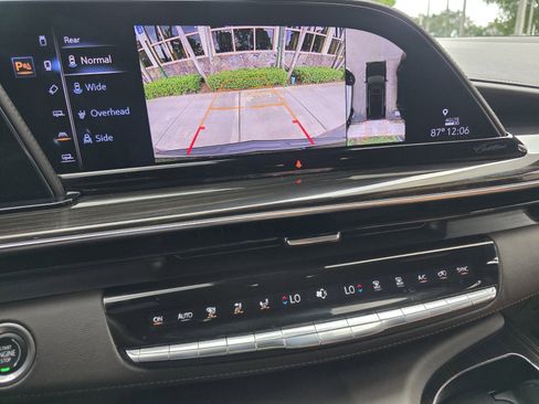 Used 2023 Cadillac Escalade Sport AWD/4WD image 24