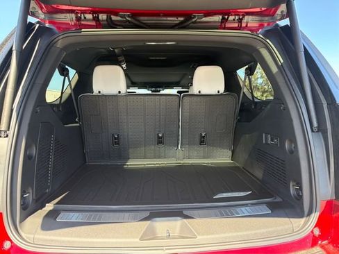 New 2026 Chevrolet Suburban Premier RWD image 13