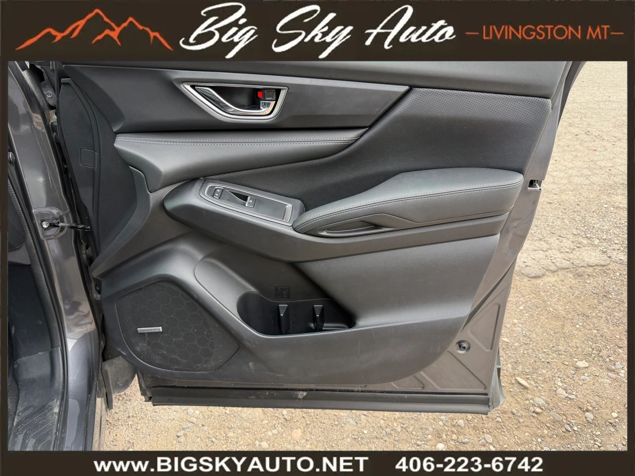 Used 2024 Subaru Ascent Limited w/ Technology Package AWD/4WD image 17