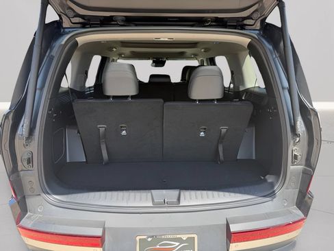 Used 2025 Hyundai Santa Fe Limited FWD image 24