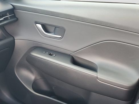 Used 2026 Hyundai Kona SEL Premium FWD image 14