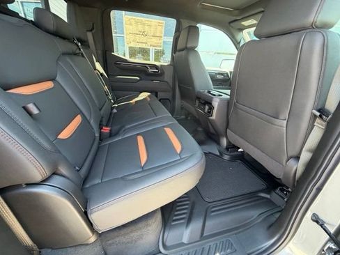 New 2026 GMC Sierra 1500 AT4 w/ AT4 Premium Package AWD/4WD image 23