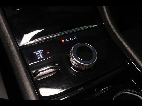 Used 2022 Jeep Grand Cherokee L Limited w/ Luxury Tech Group II AWD/4WD image 15
