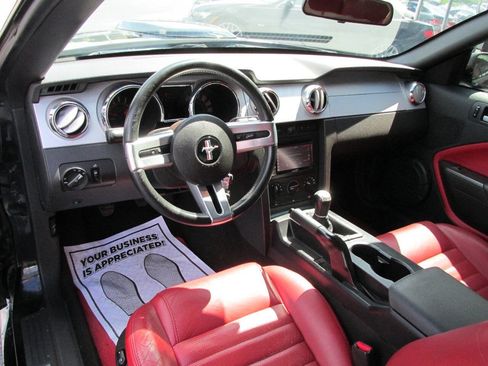Used 2006 Ford Mustang GT Premium image 5