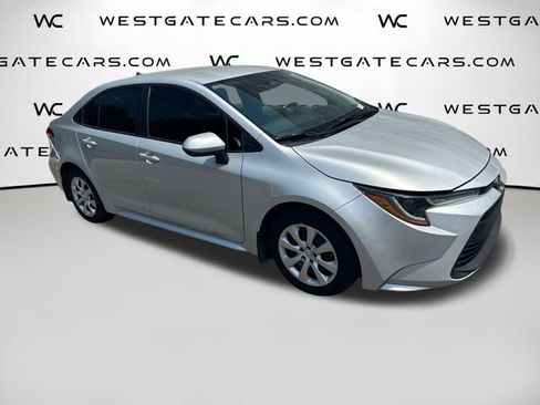 Used 2025 Toyota Corolla LE FWD image 24