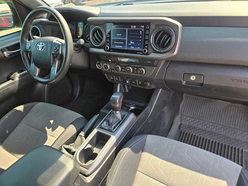 Used 2022 Toyota Tacoma TRD Off-Road w/ Technology Package AWD/4WD image 13