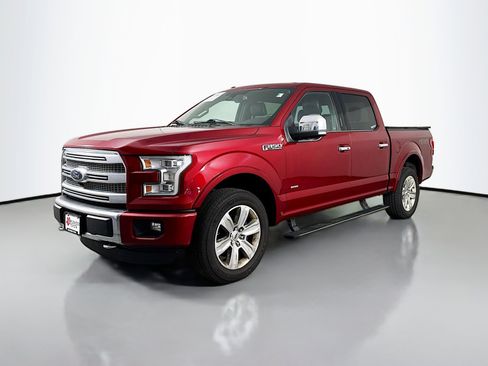 Used 2015 Ford F150 Platinum w/ Equipment Group 701A Luxury AWD/4WD image 3