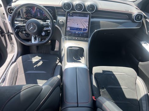 Certified 2025 Mercedes-Benz GLC 43 AMG 4MATIC image 30