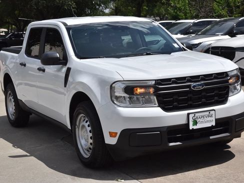 Certified 2024 Ford Maverick XL FWD image 4