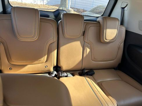 New 2025 INFINITI QX80 Luxe image 4