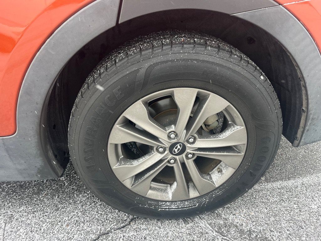 Used 2016 Hyundai Santa Fe Sport AWD/4WD image 9