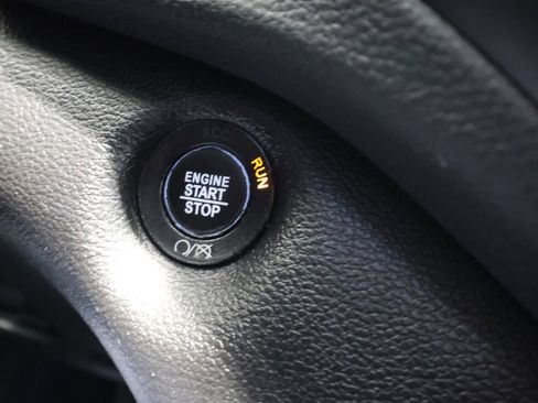 Used 2020 Jeep Cherokee Limited image 20