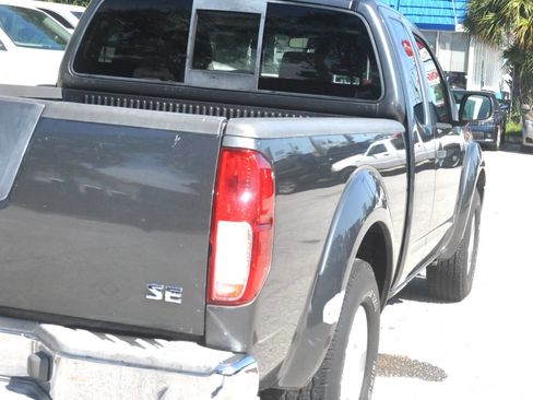 Used 2006 Nissan Frontier SE w/ (P01) Power Pkg RWD image 7