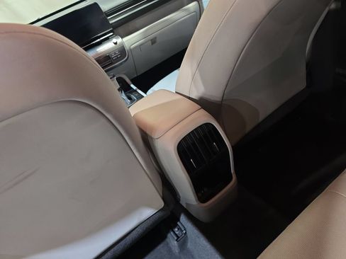 Used 2024 Hyundai Kona SEL FWD image 21