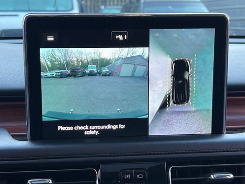 Used 2022 Lincoln Aviator Reserve image 24