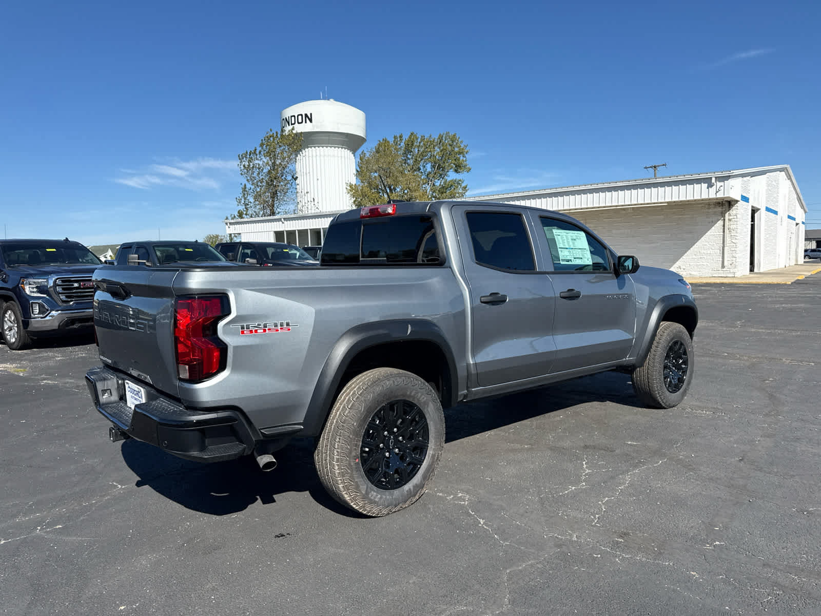 New 2026 Chevrolet Colorado Trail Boss AWD/4WD image 5