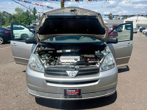 Used 2005 Toyota Sienna LE AWD/4WD image 9