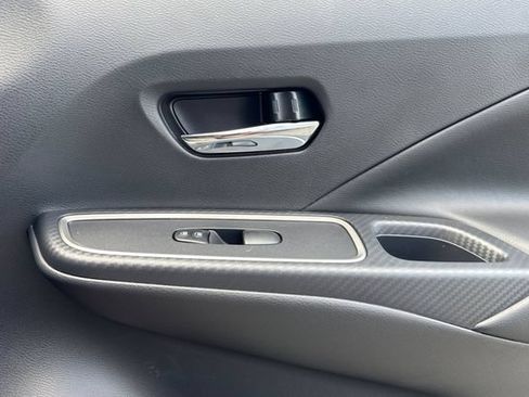 Certified 2025 Nissan Versa SR w/ Trunk Package FWD image 20