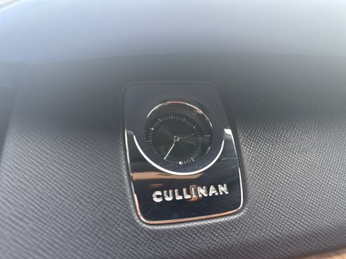 Certified 2021 Rolls-Royce Cullinan AWD/4WD image 51