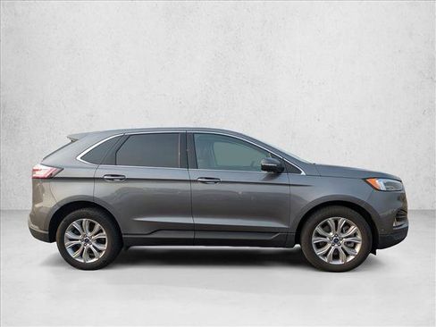 Used 2021 Ford Edge Titanium w/ Equipment Group 301A AWD/4WD image 4