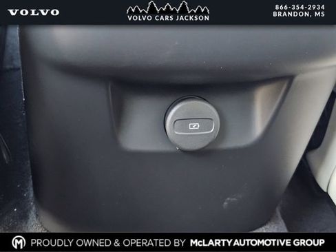 New 2026 Volvo XC90 B6 Ultra image 19